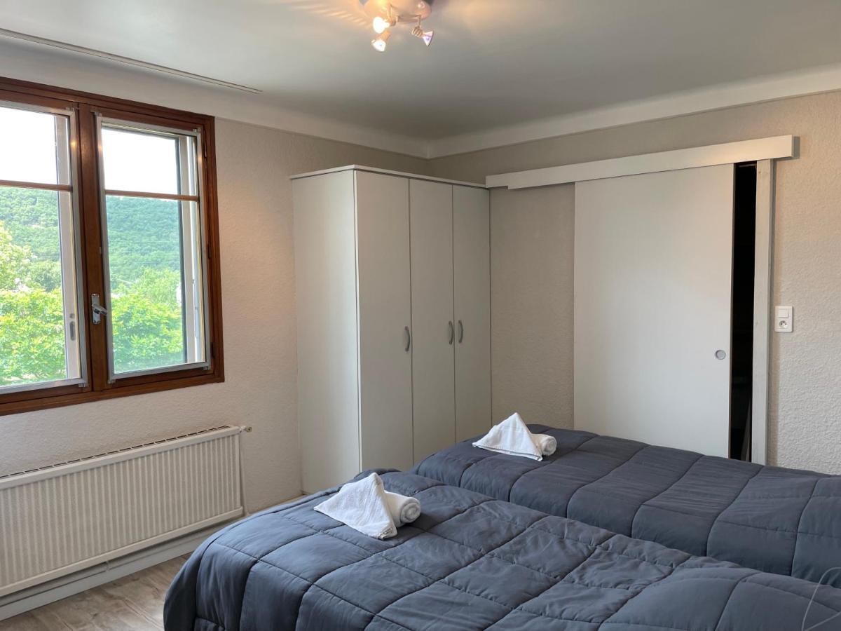 Hotel Les Chenes Sisteron Ngoại thất bức ảnh