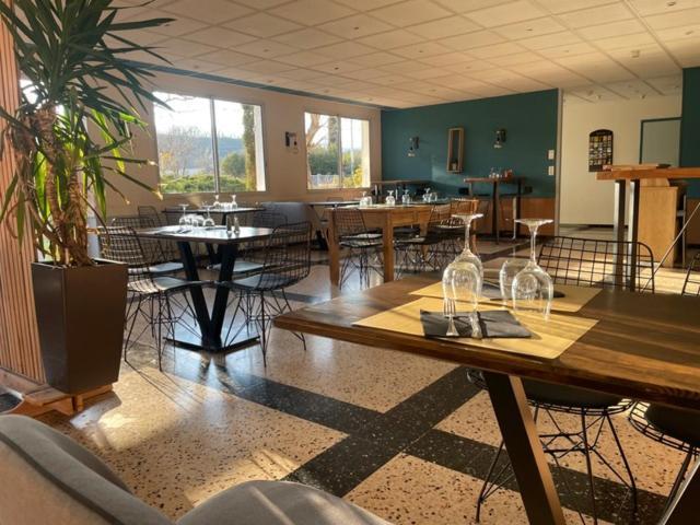 Hotel Les Chenes Sisteron Ngoại thất bức ảnh
